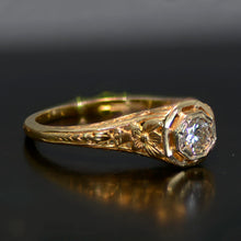 Load image into Gallery viewer, Vintage Estate Ring, 14 carat yellow gold and diamond, size 6.5
