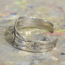 Load image into Gallery viewer, Bracelet.  Vintage silver and turquoise bracelet.
