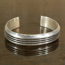 Load image into Gallery viewer, Cuff.  Heavy Vintage Silver
