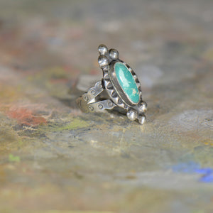 Vintage silver and turquoise ring. Size 5.5