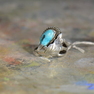 Vintage silver and turquoise ring. Size 6