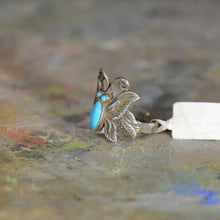 Load image into Gallery viewer, Vintage silver and turquoise ring. Size 7
