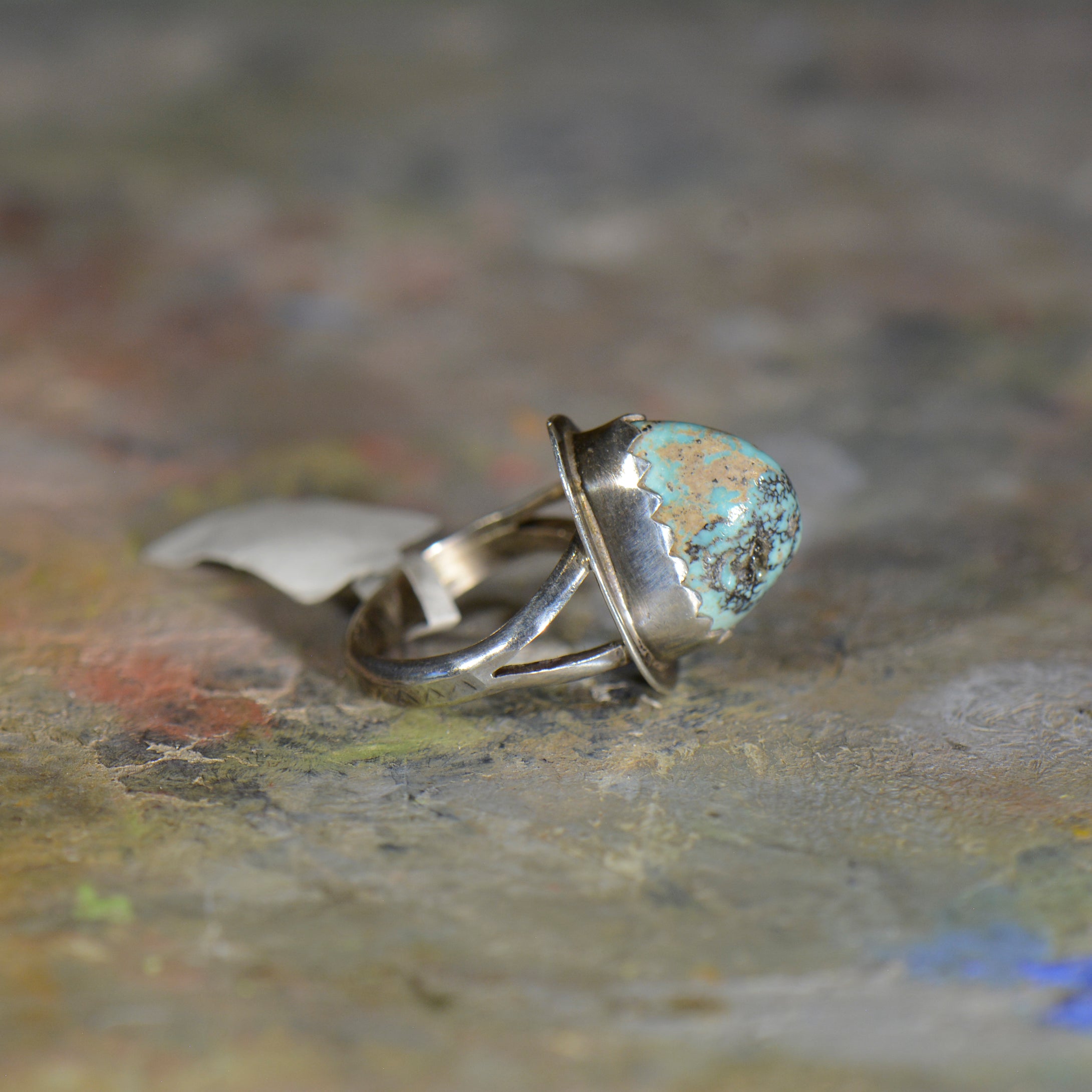 Vintage silver and turquoise ring. Size 4.75
