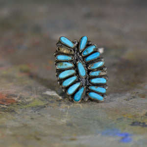 Vintage silver and turquoise ring. Size 6
