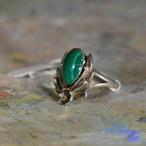 Vintage silver and malachite ring. Size 7