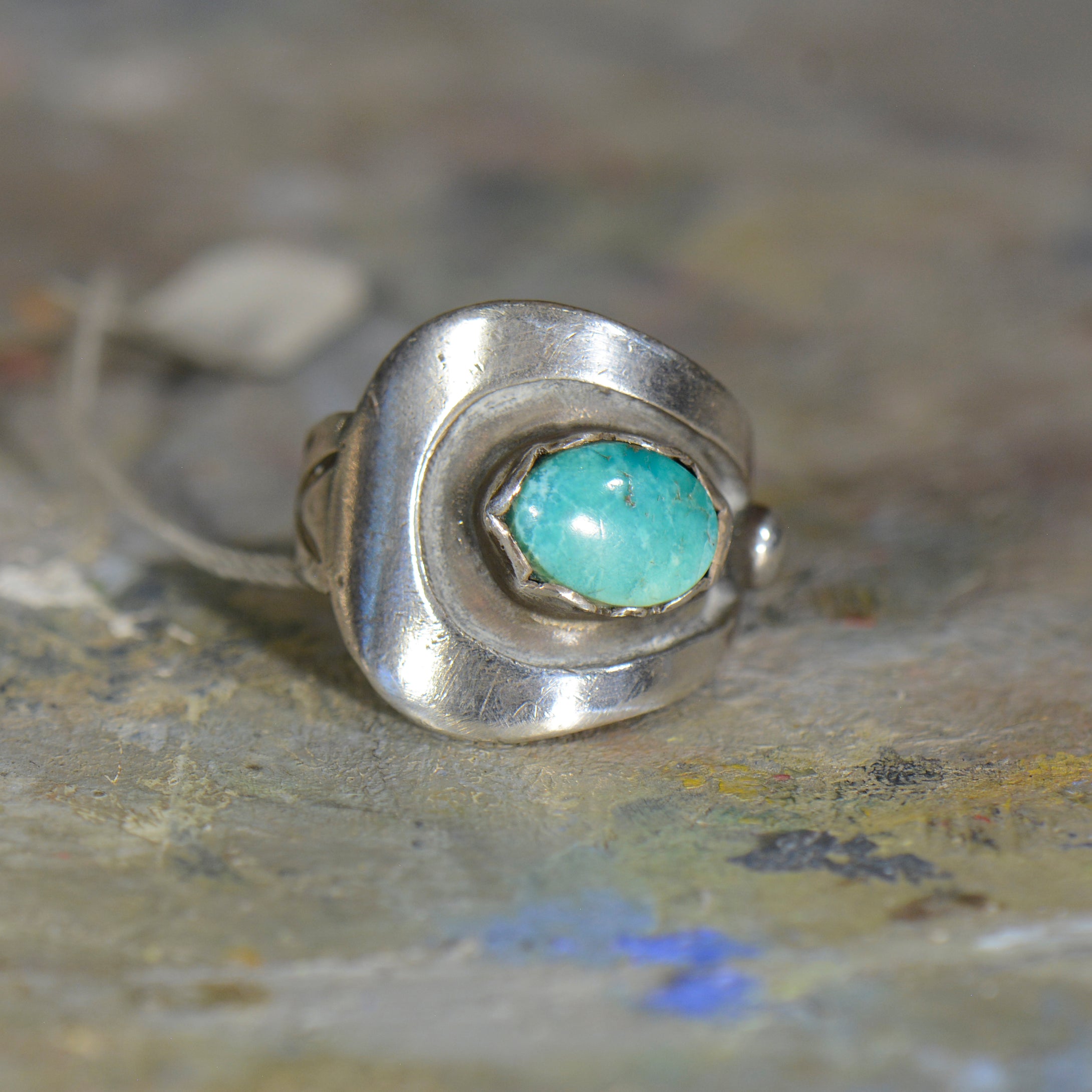 Vintage silver and turquoise ring. Size 8