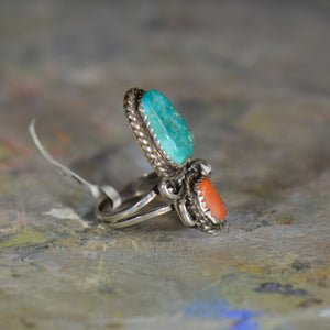 Vintage silver turquoise and coral ring. Size 6.5