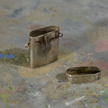 Load image into Gallery viewer, Silver box.
