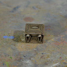 Load image into Gallery viewer, Silver box.
