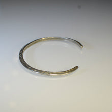 Load image into Gallery viewer, Thin silver bracelet
