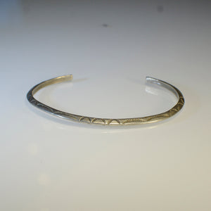 Thin silver bracelet