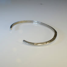 Load image into Gallery viewer, Thin silver bracelet
